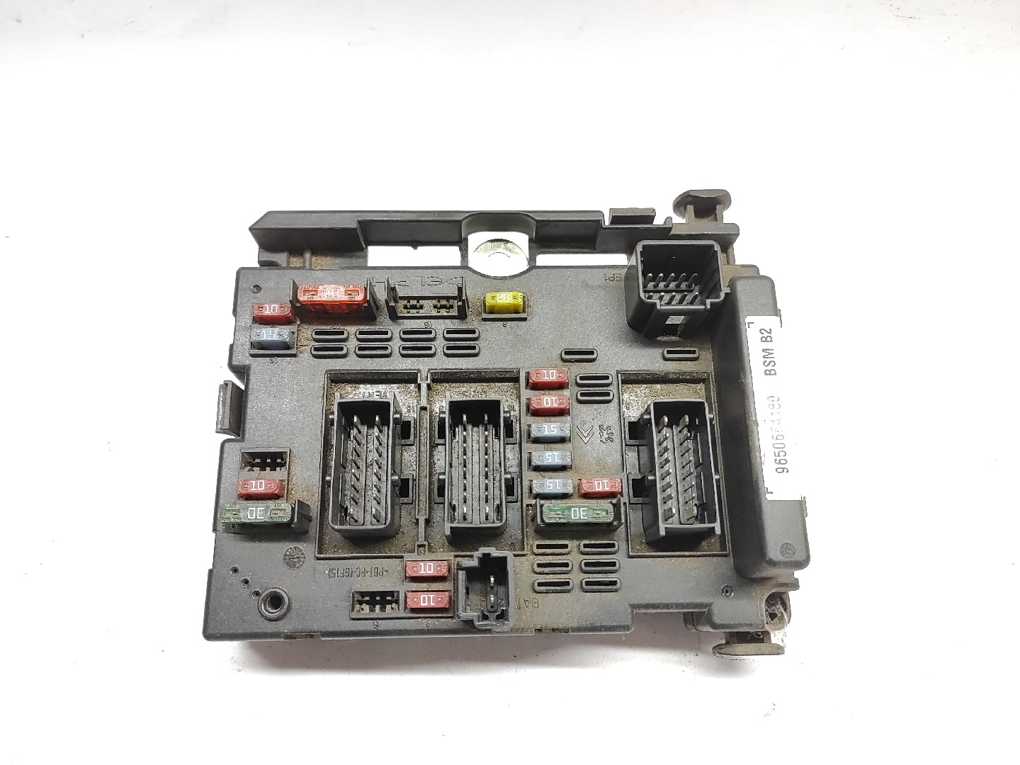 Fuse Box PEUGEOT 307 Break (3E) | 02 - 09