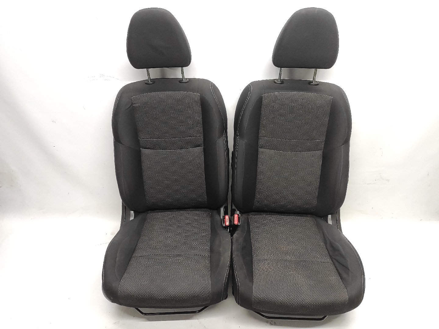 Conjunto de asiento NISSAN QASHQAI II (J11, J11_) | 13 - 