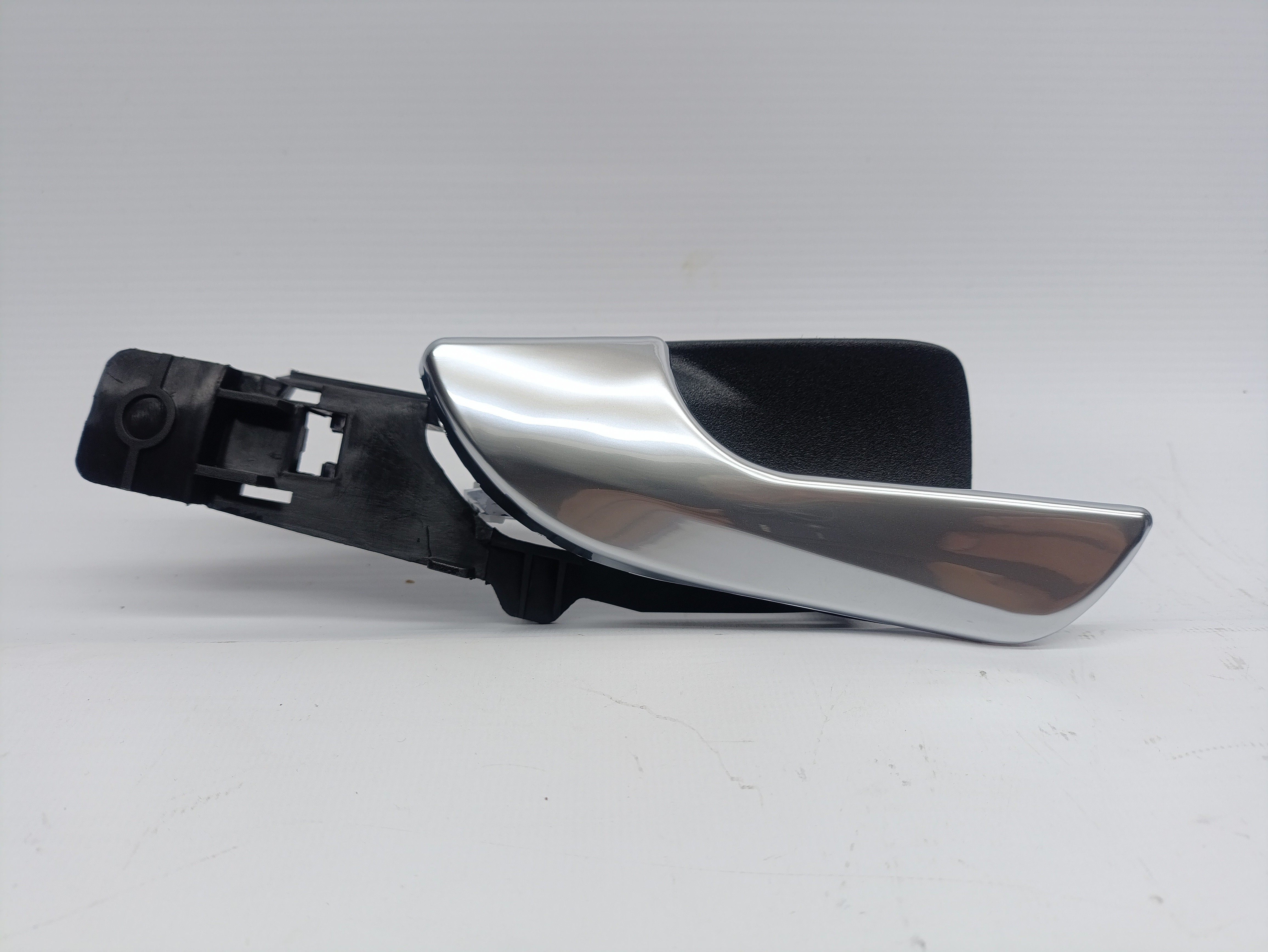 Puxador Interior Porta Frente Esquerda ALFA ROMEO GIULIETTA (940_) | 10 - 