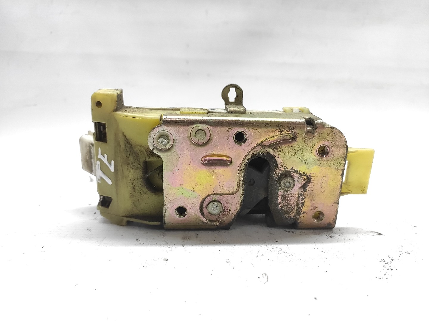 Fechadura Tras Esquerda FORD FOCUS Caixa/Combi (DNW) | 98 - 05