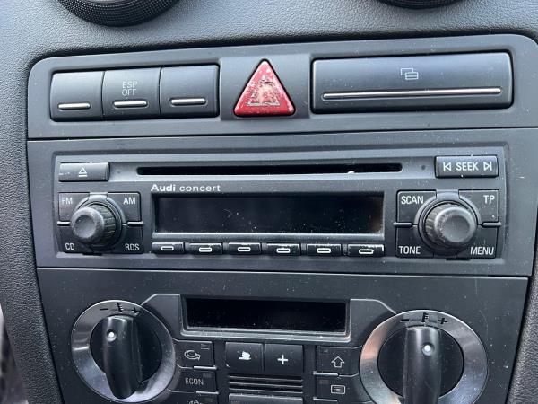 Auto-Radio (CD) AUDI A3 (8P1) | 03 - 13