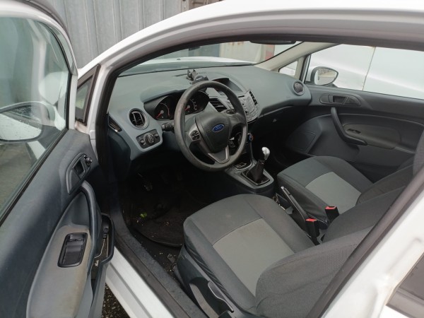 Conjunto de Bancos FORD FIESTA VI Van | 08 - 
