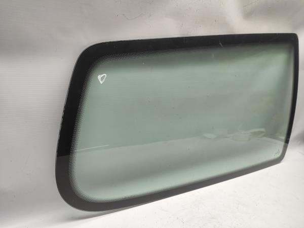 Rear right quarter glass VOLKSWAGEN POLO (6N1) | 94 - 99 Imagem-1