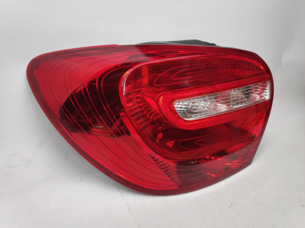 Feu arrière Gauche MERCEDES-BENZ A-CLASS (W176) | 12 - 18