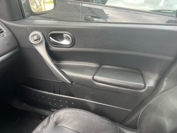 Forra da Porta Frente Direita RENAULT MEGANE II Grandtour (KM0/1_) | 03 - 12
