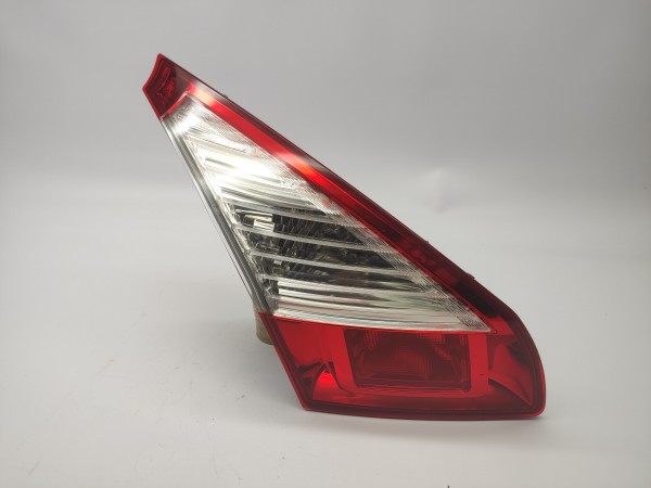 Farolim Esquerdo da Mala RENAULT MEGANE III Hatchback (BZ0/1_) | 08 - 