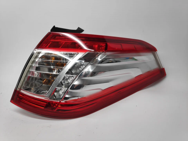 Farolim Tras Direito PEUGEOT 508 SW Caixa/Combi (8E_) | 11 - 