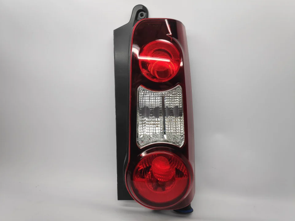 Farolim Tras Direito CITROEN BERLINGO (B9) | 08 - 