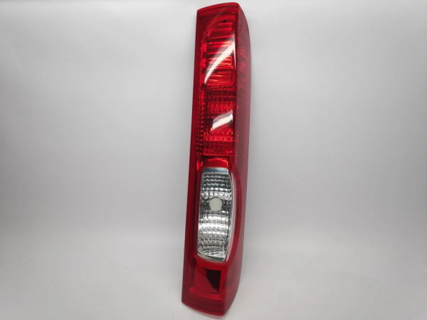 Piloto Trasero derecho NISSAN PRIMASTAR Caixa (X83) | 02 - 