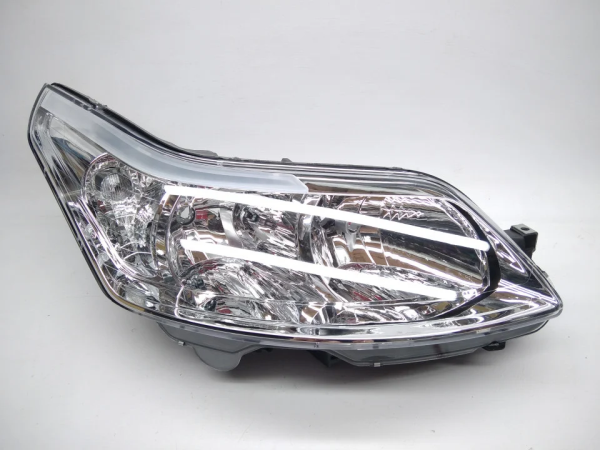 Farol / Optica Direita CITROEN C4 I (LC_) | 04 - 13