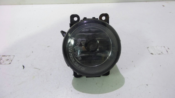 Farol Nevoeiro Direito (425213).