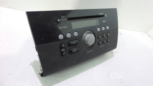 Auto-rádio (CD) (425774).