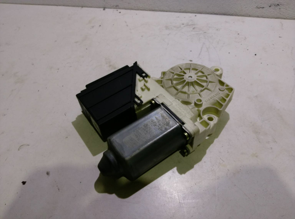 Motor Elevador Frente Direito (428788).