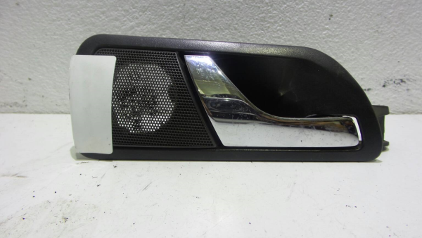 Puxador da Porta Tras Direita