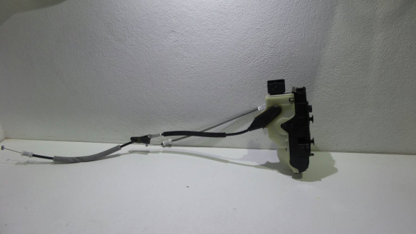 Fechadura Frente Esquerda (429152).