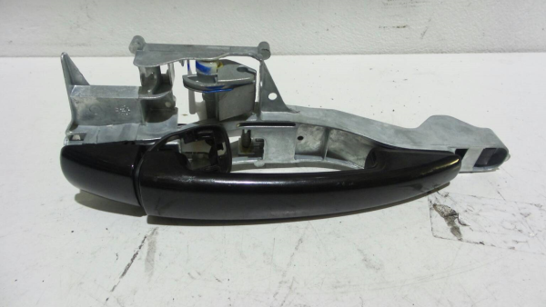 Puxador da Porta Frente Direita (429604).