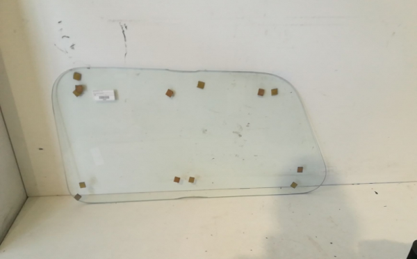 Vidro Painel Tras Esquerdo MORRIS MINI | 61 - 79