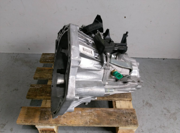 Caixa Velocidades Manual RENAULT MEGANE IV três volumes | 16 - 