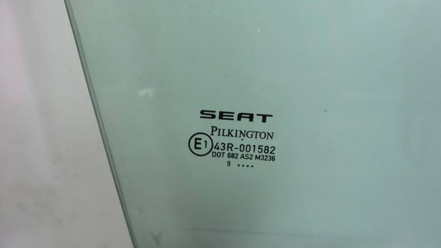 Vidro Porta Frente Direita SEAT LEON (1P1) | 05 - 13 Imagem-1