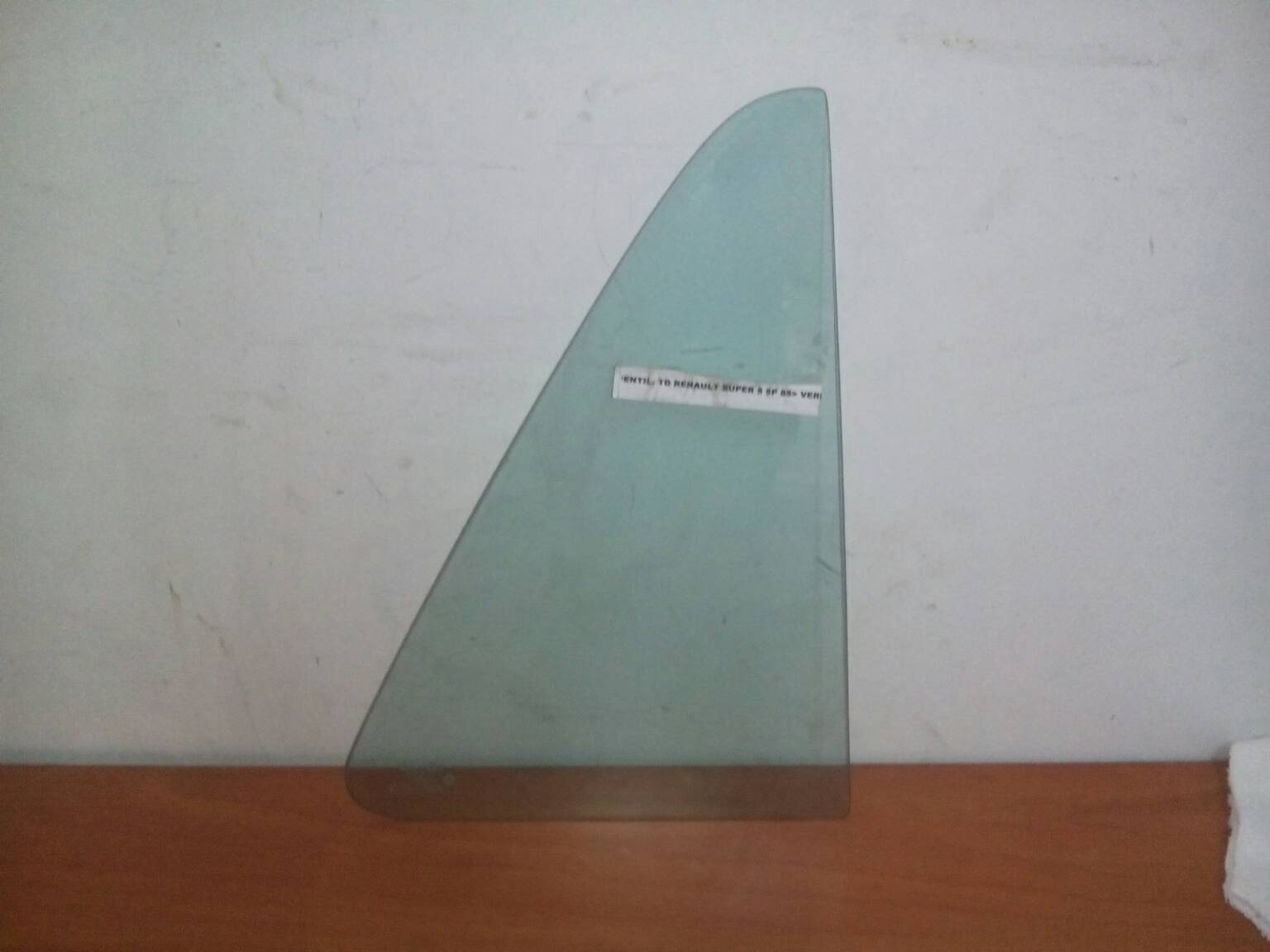 Vidro Porta Trás Direita (115665).