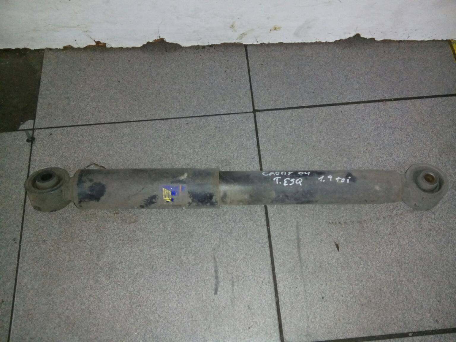 Amortecedor Tras Esquerdo VOLKSWAGEN CADDY III Caixa (2KA, 2KH, 2CA, 2CH) | 04 - 15