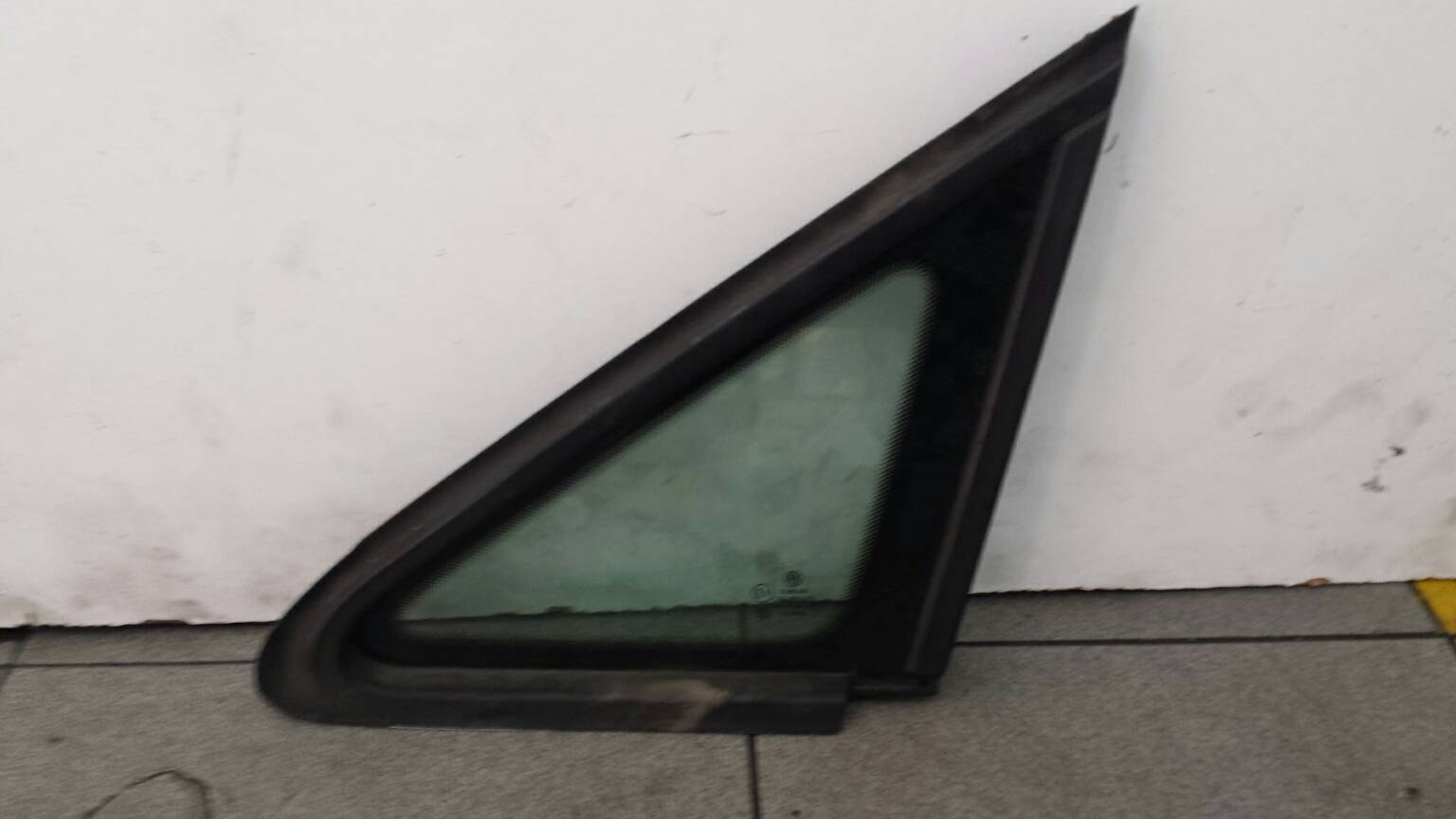 Vidro Porta Frente Direita (127108).