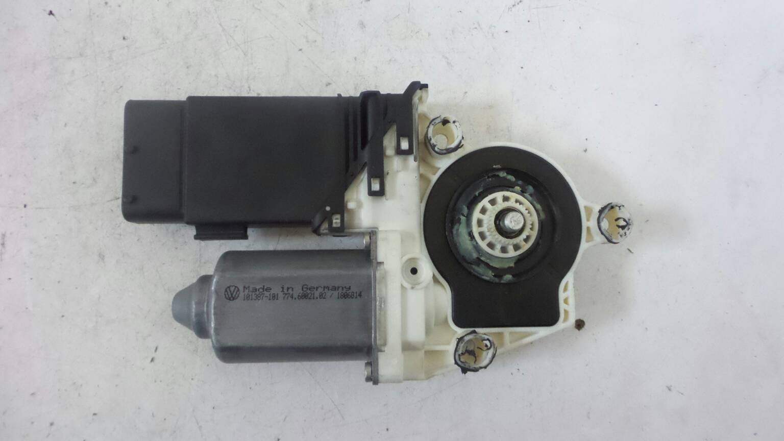 Elevador Frente Esquerdo