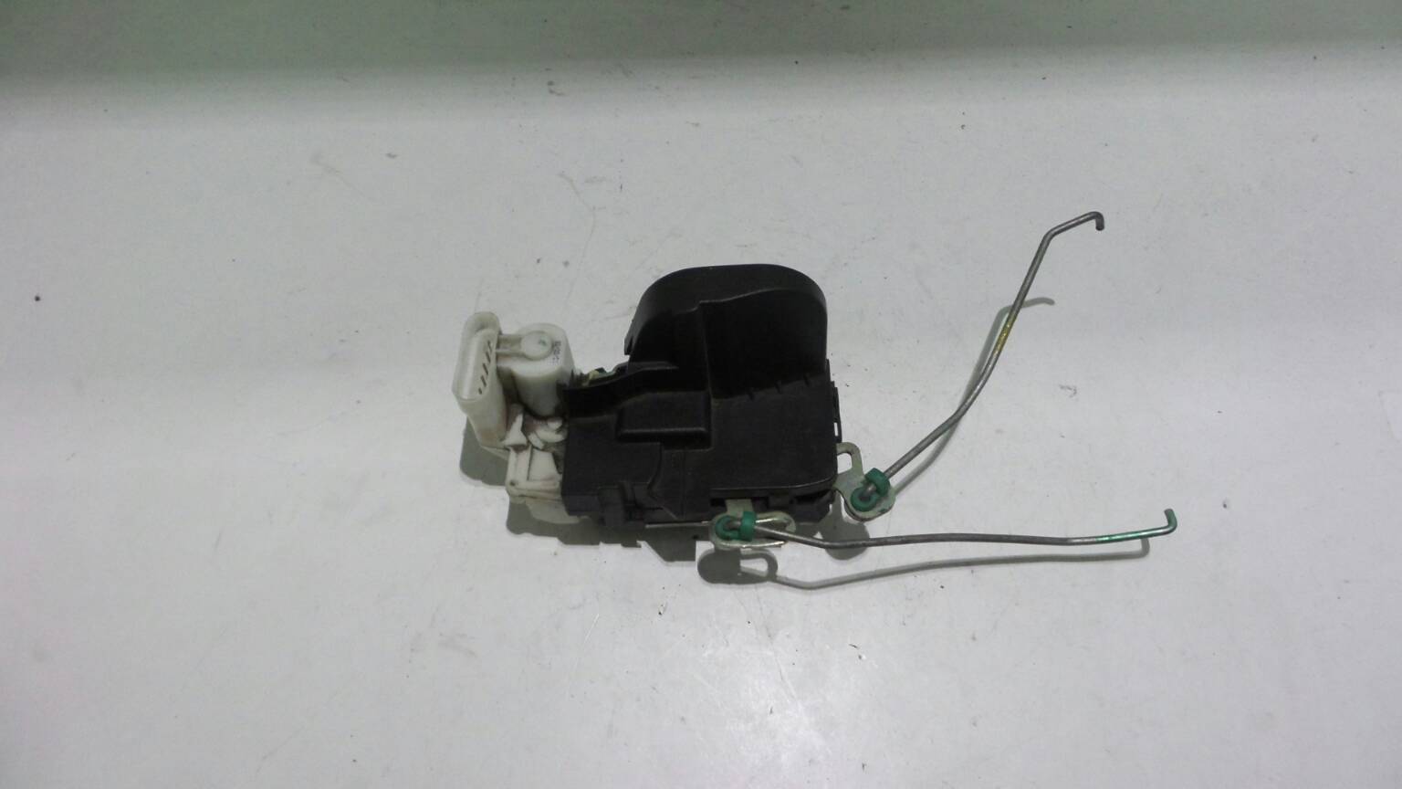 Fechadura Frente Esquerda ALFA ROMEO 147 (937_) | 00 - 10