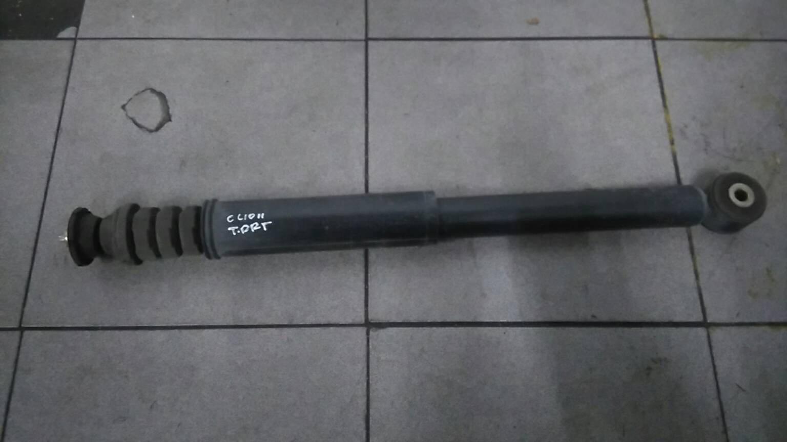 Amortecedor Tras Direito RENAULT CLIO II (BB_, CB_) | 98 - 