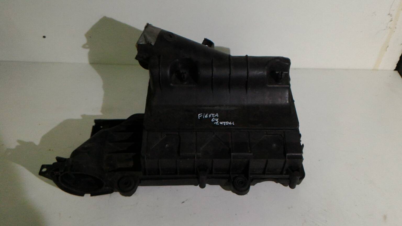 Caixa Filtro Ar FORD FIESTA V (JH_, JD_) | 01 - 14