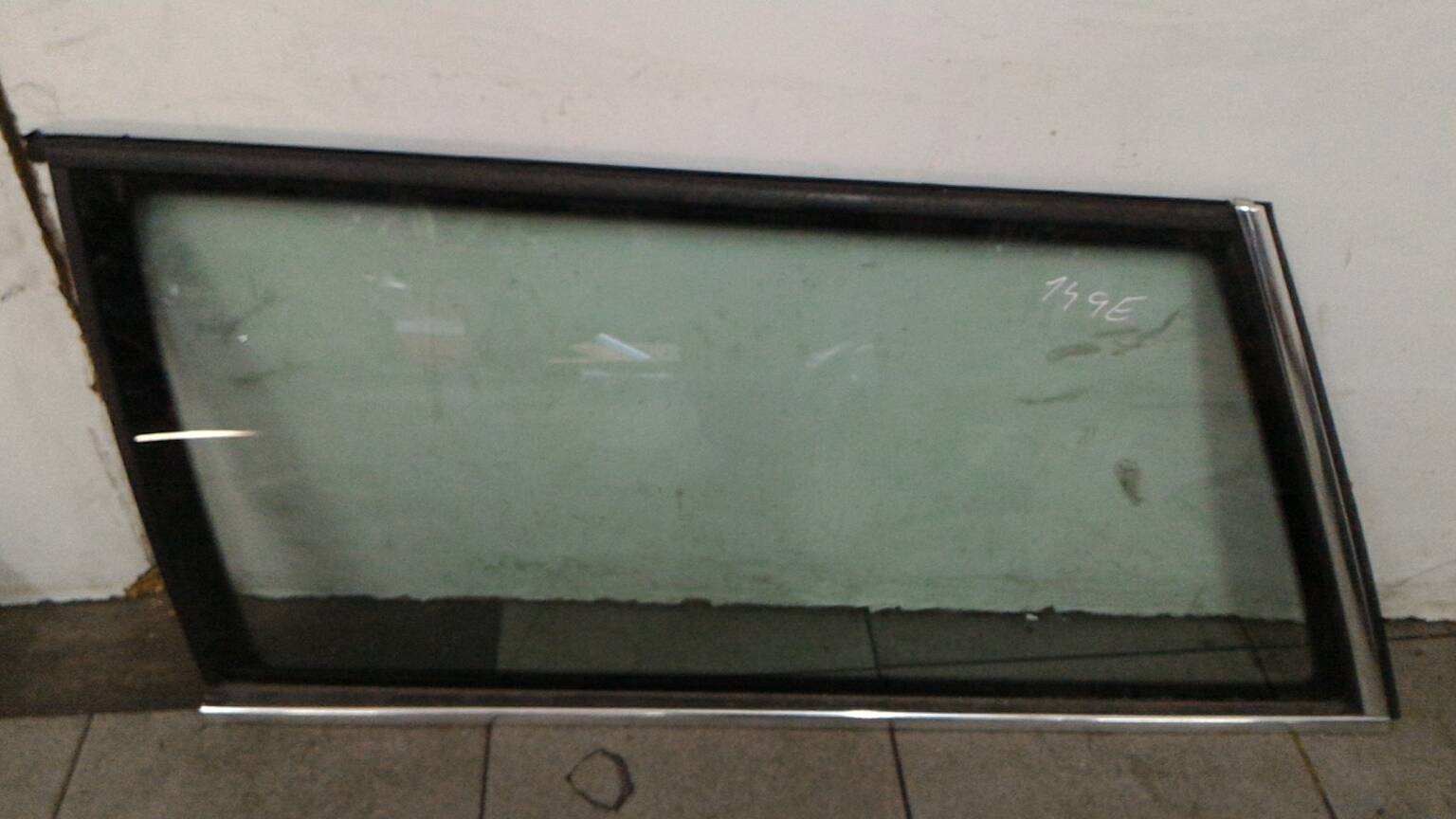 Vidro Painel Trás Esquerdo