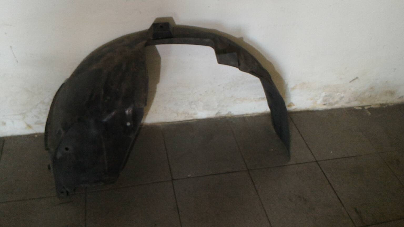 Cave de Roda Frente Direito