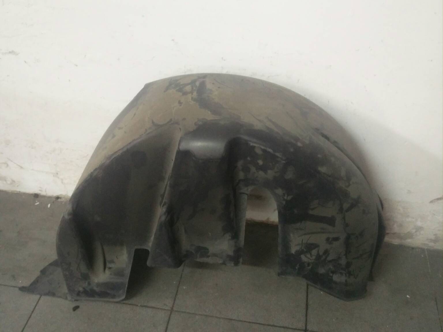 Cave de Roda Trás Esquerdo