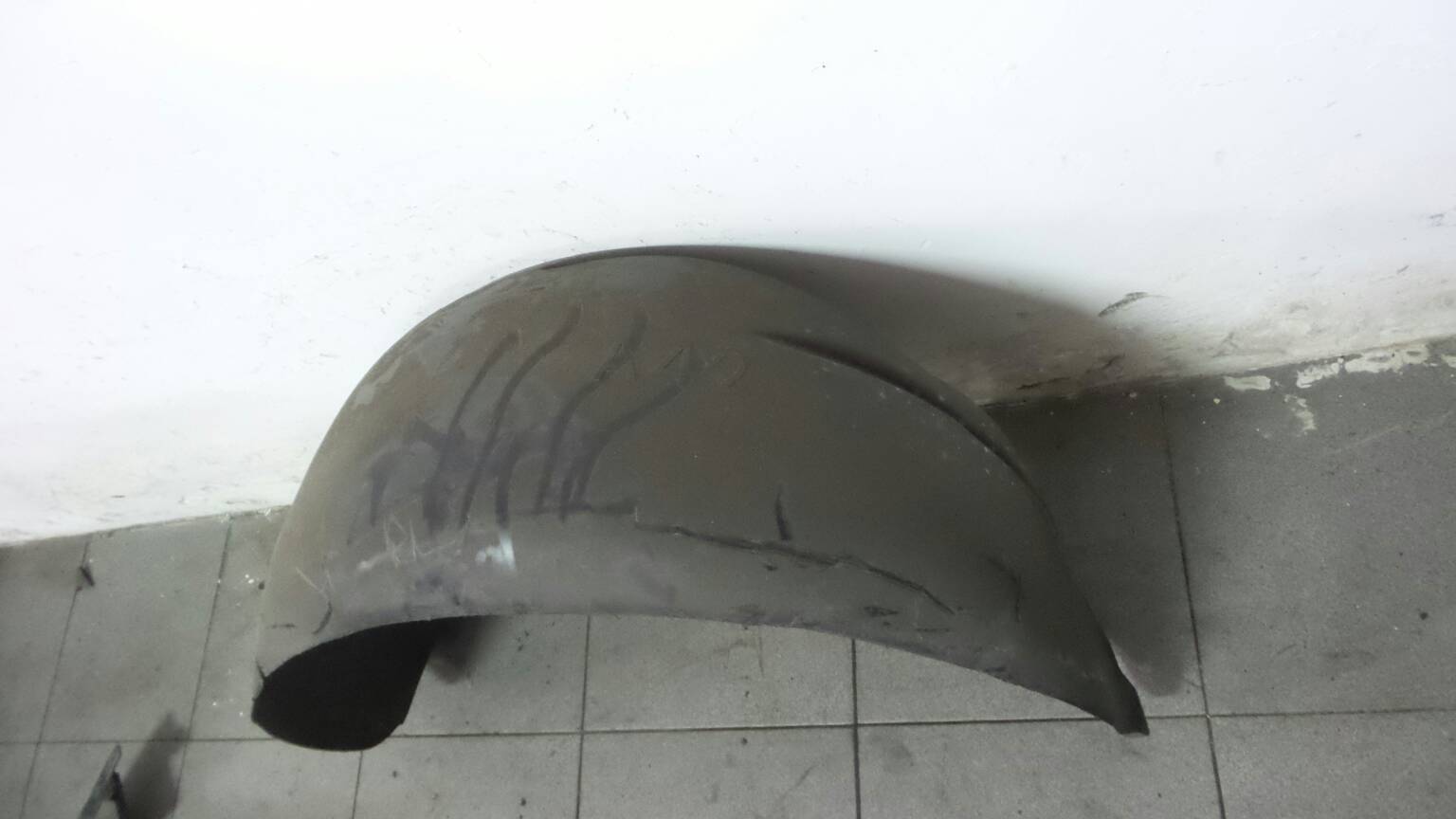 Cave de Roda Tras Direita