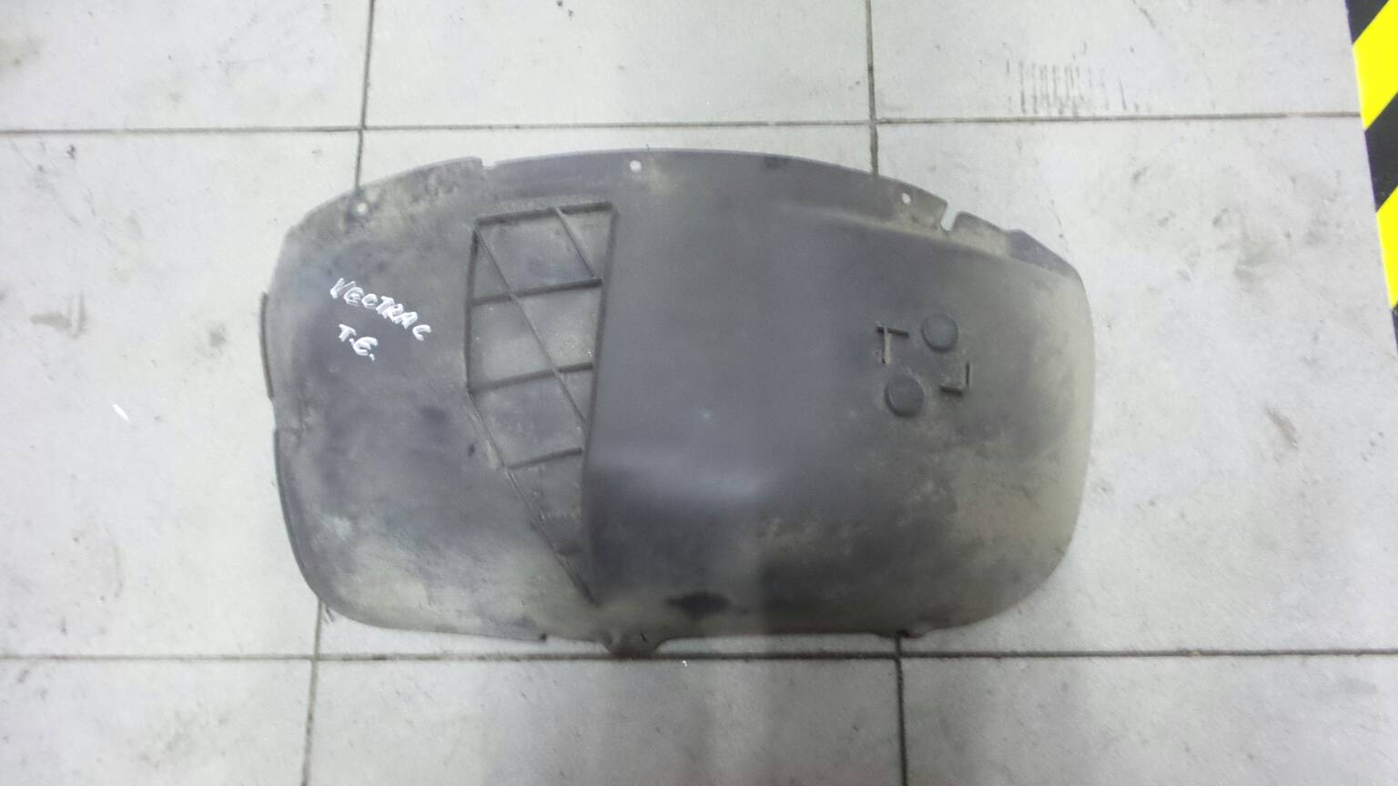 Cave de Roda Trás Esquerdo