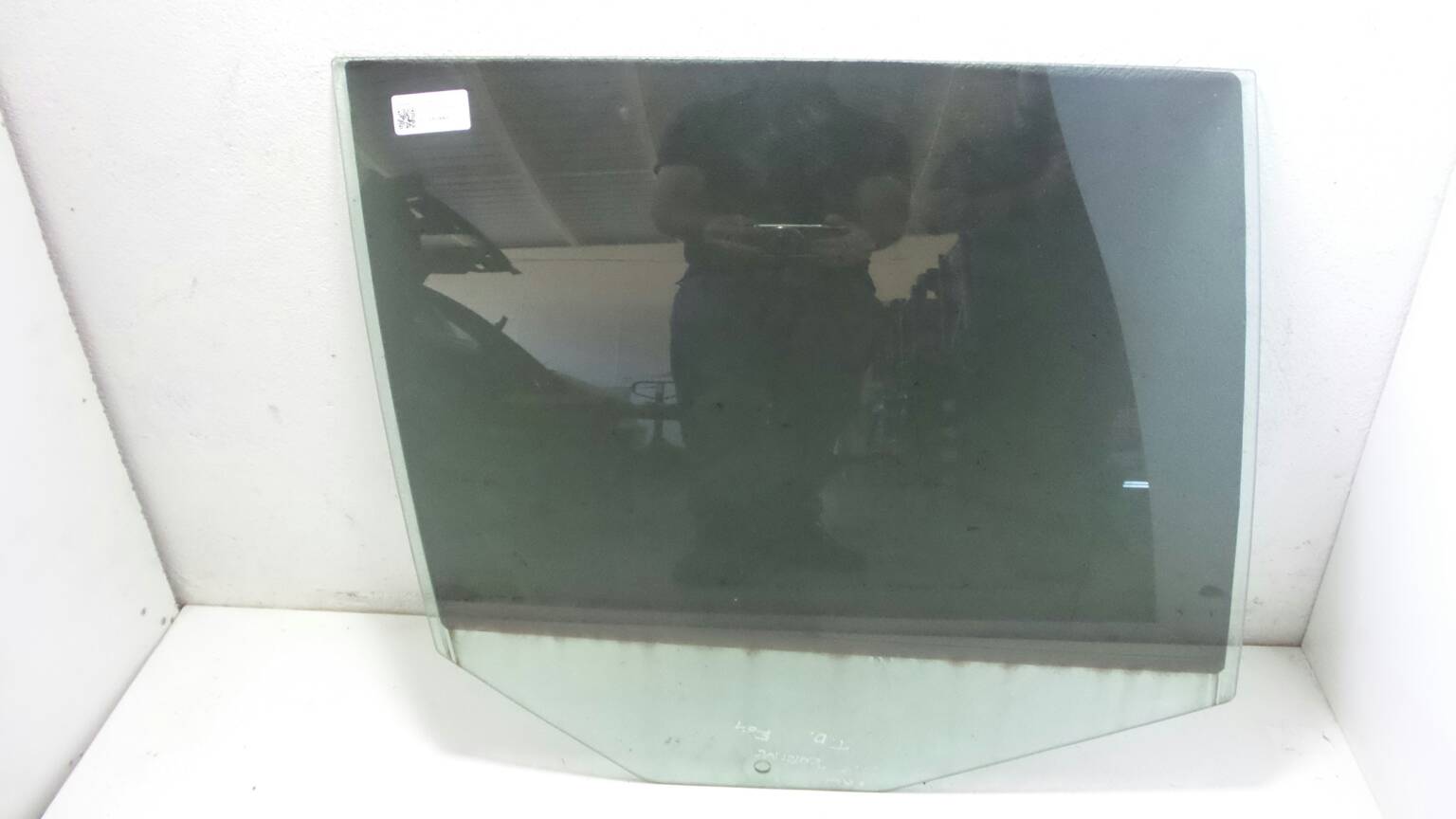 Vidro Porta Trás Direita (251889).