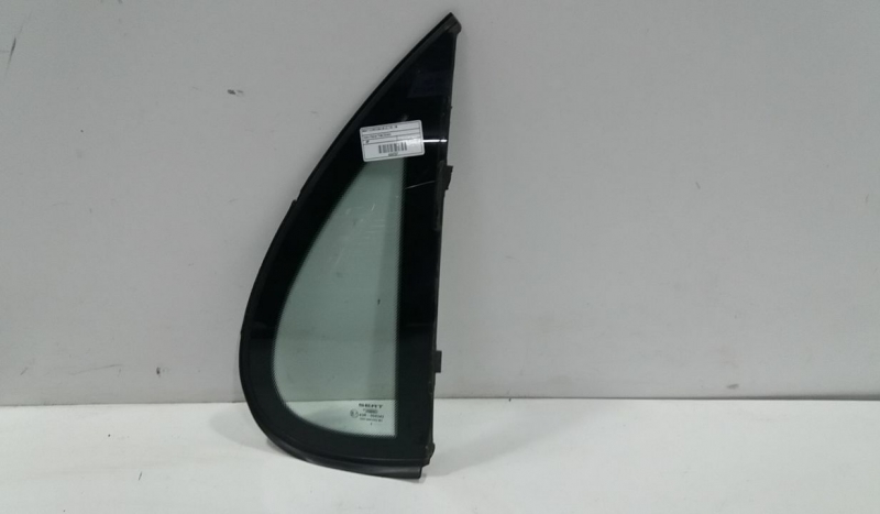 Vidro Painel Tras Direito