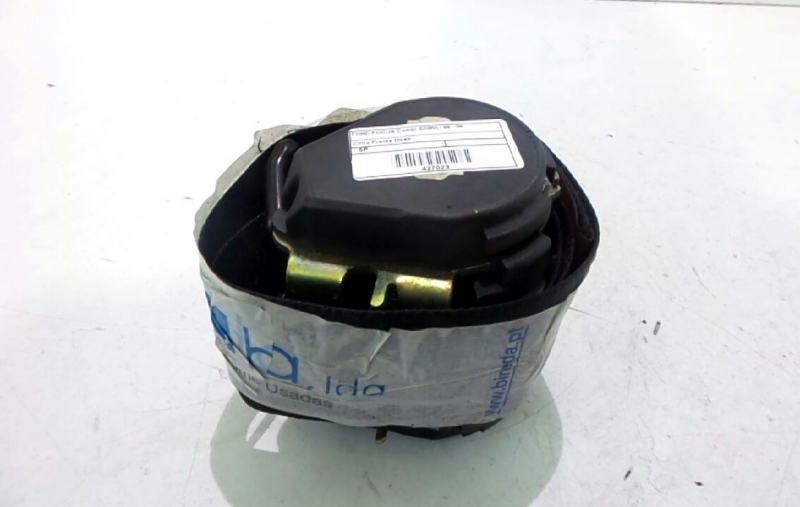 Cinto Frente Direito FORD FOCUS Turnier (DNW) | 99 - 07