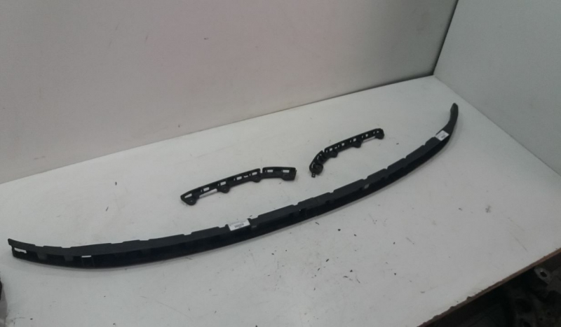 Guia Plastica Para Choques SKODA FABIA I Combi (6Y5) | 00 - 07