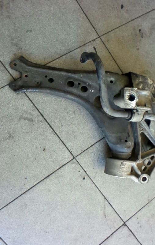 Braço Suspensão Frente Esquerdo (429558).