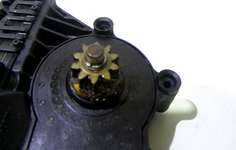 Motor vorne rechts Heben OPEL ASTRA H GTC (A04) | 05 - 10 Imagem-4