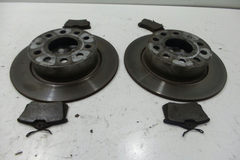 Disco Travao Tras SEAT LEON (1P1) | 05 - 13