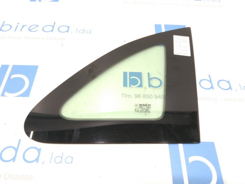 Vidro Painel Tras Direito