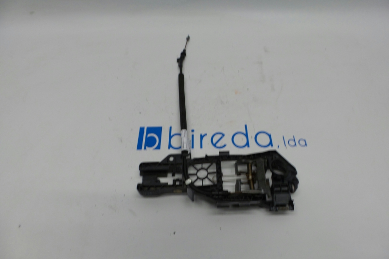 Puxador da Porta Frente Esquerda