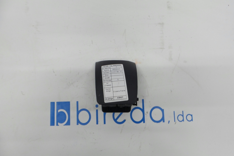 Cinzeiro Frente RENAULT CLIO II Caixa (SB0/1/2_) | 98 - 