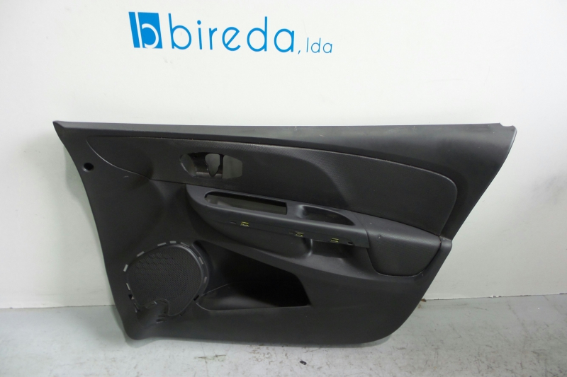 Forra da Porta Frente Direita RENAULT CLIO IV (BH_) | 12 - 