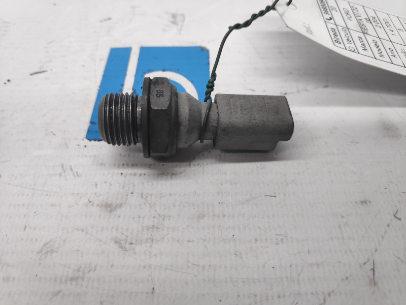Sensor Pressao Oleo motor FORD FIESTA V (JH_, JD_) | 01 - 14 Imagem-0