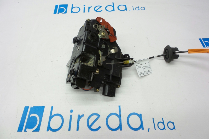 Fechadura Tras Esquerda AUDI A4 (8E2, B6) | 00 - 05