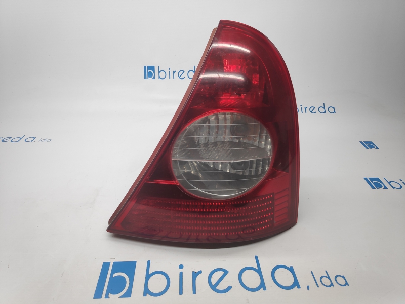 Farolim Tras Direito (441295).