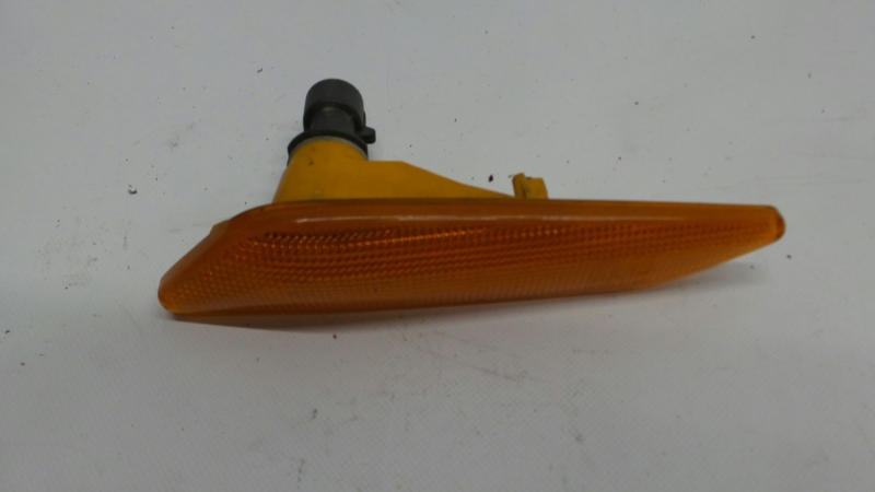 Pisca Guarda Lamas Esquerdo ALFA ROMEO 156 (932_) | 97 - 05